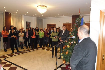 Организирано и проведено в Генерално консулство Солун новогодишно тържество с участието на  представители на българската общност в Солун